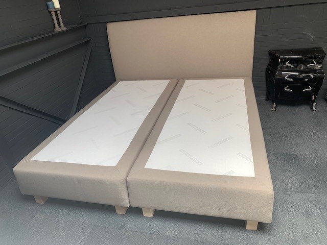 2 persoons Hotel boxspring Majestic 23 incl. Hoofdbord